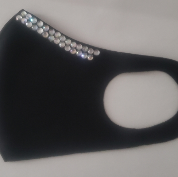 Rhinestones mask - Picture 3 of 3
